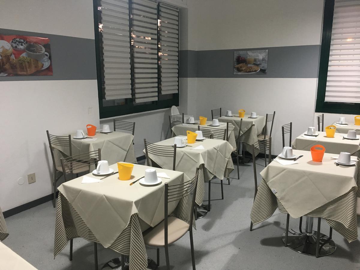 Residence Europa Piacenza Kültér fotó
